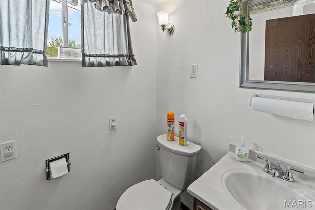 1518 Vandalia Street, Collinsville, IL 62234