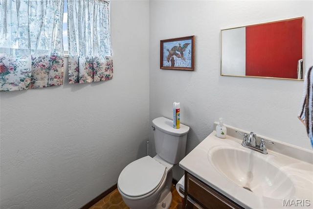 1518 Vandalia Street, Collinsville, IL 62234