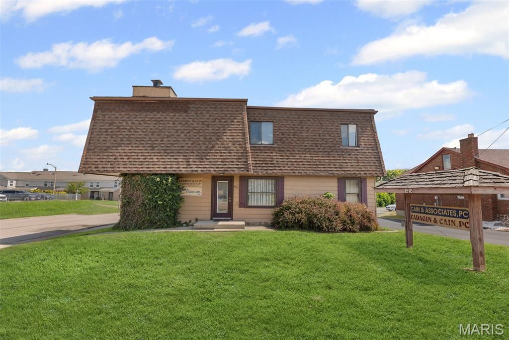 1518 Vandalia Street, Collinsville, IL 62234