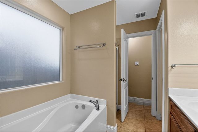 3613 Amethyst Dr, Corpus Christi, TX 78414