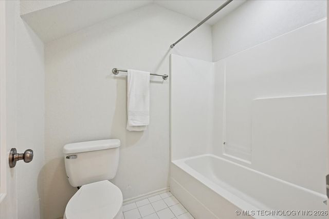 4416 W Indianola Street, Broken Arrow, OK 74012