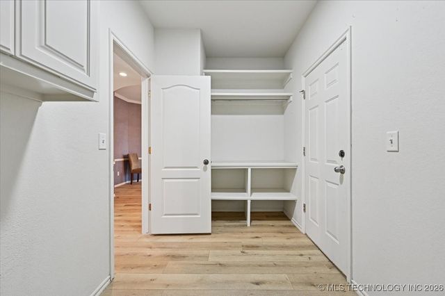 4416 W Indianola Street, Broken Arrow, OK 74012