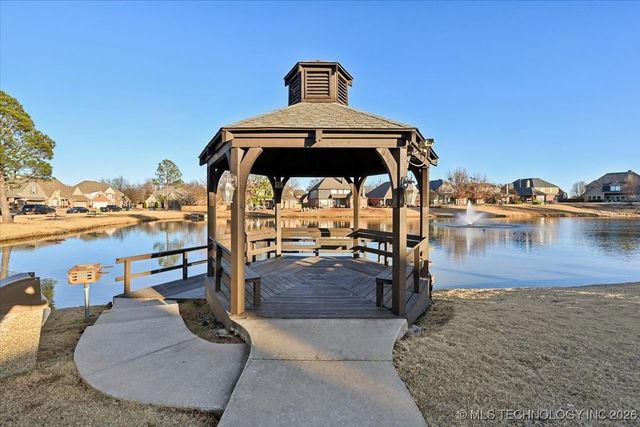 4416 W Indianola Street, Broken Arrow, OK 74012