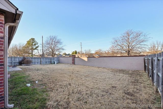 4416 W Indianola Street, Broken Arrow, OK 74012
