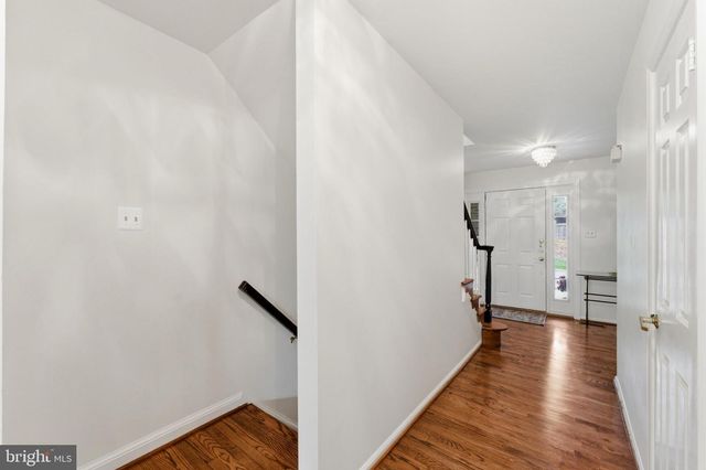 12002 GATEWATER DR, Potomac, MD 20854