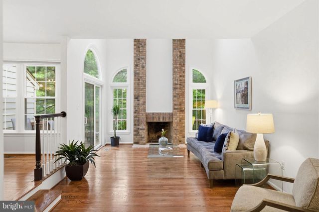 12002 GATEWATER DR, Potomac, MD 20854