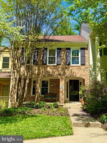 12002 GATEWATER DR, Potomac, MD 20854