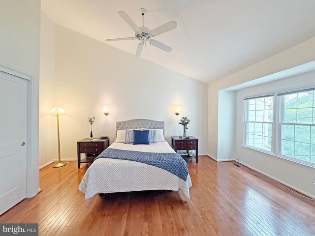 12002 GATEWATER DR, Potomac, MD 20854