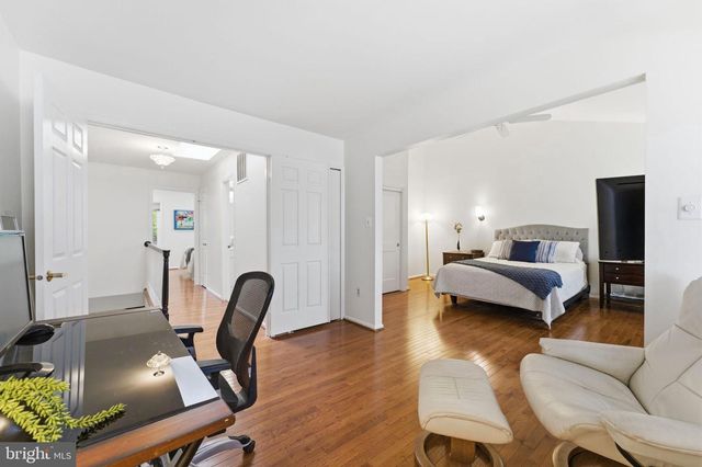 12002 GATEWATER DR, Potomac, MD 20854