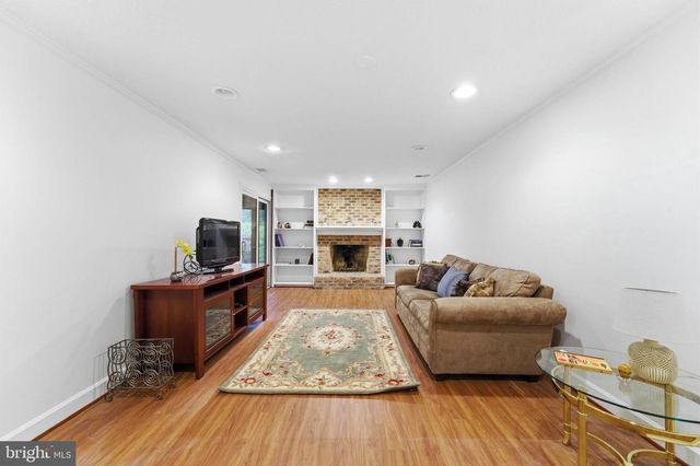 12002 GATEWATER DR, Potomac, MD 20854
