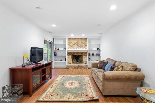 12002 GATEWATER DR, Potomac, MD 20854