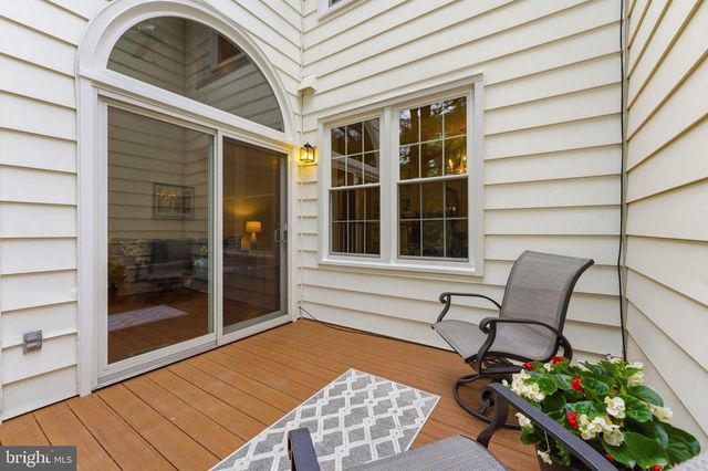 12002 GATEWATER DR, Potomac, MD 20854