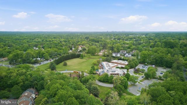 12002 GATEWATER DR, Potomac, MD 20854