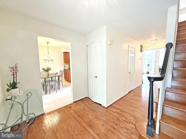 12002 GATEWATER DR, Potomac, MD 20854