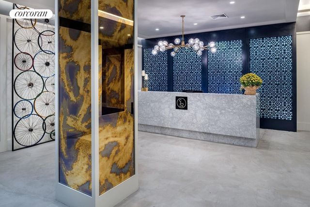 416 W 52ND Street TH221, New York City, NY 10019