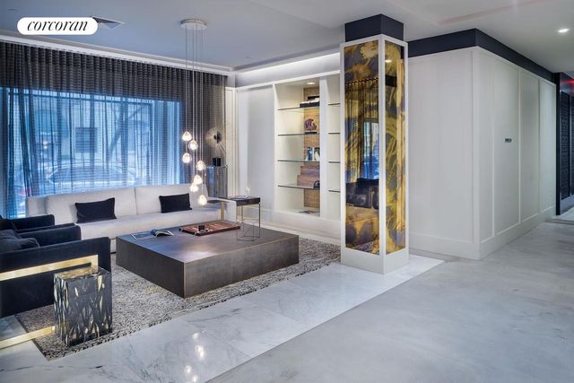 416 W 52ND Street TH221, New York City, NY 10019