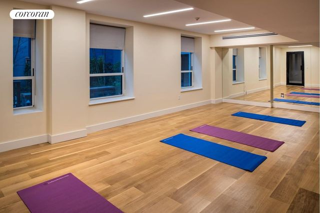 416 W 52ND Street TH221, New York City, NY 10019