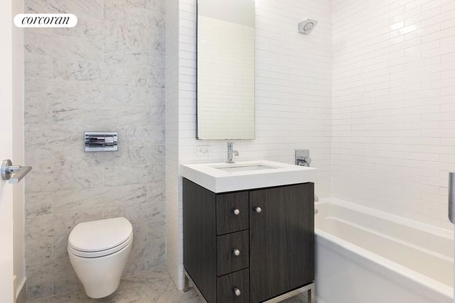 416 W 52ND Street TH221, New York City, NY 10019