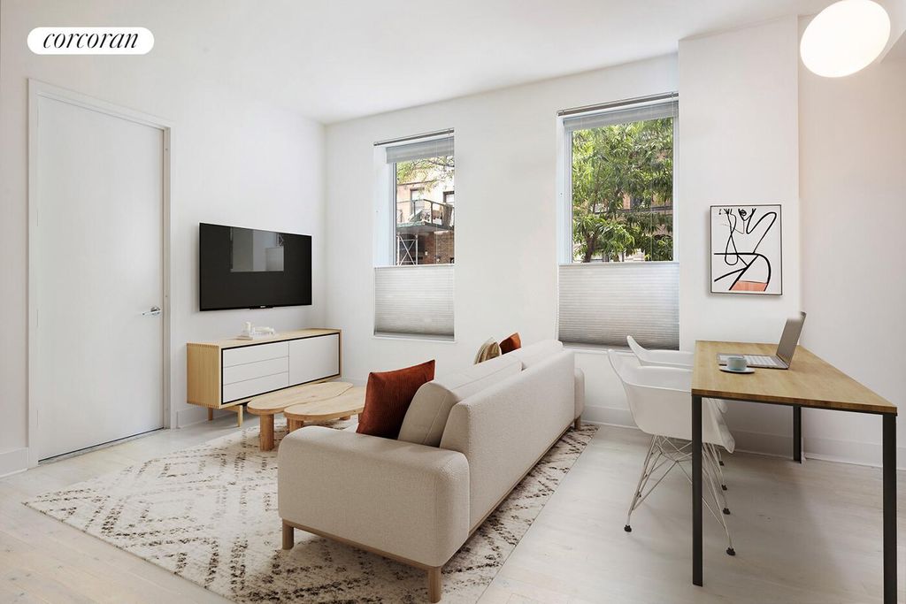 416 W 52ND Street TH221, New York City, NY 10019