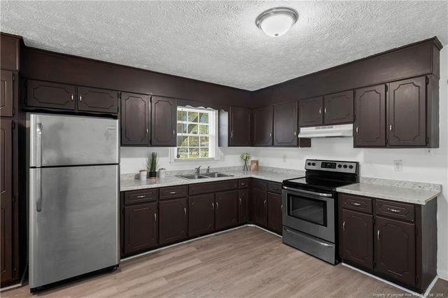 202 Mercer Street, Red Springs, NC 28384