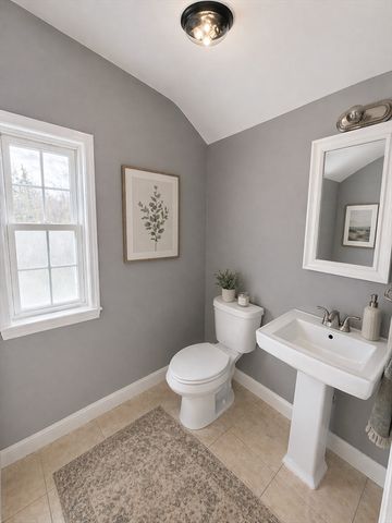 1 Gwinnett St, Boston, MA 02136