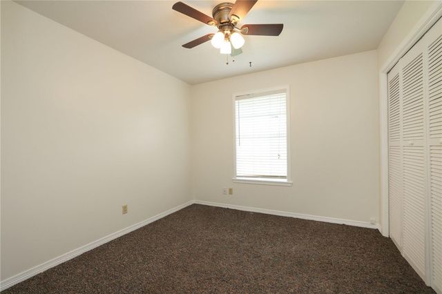 3000 Stevens Drive, Bryan, TX 77803