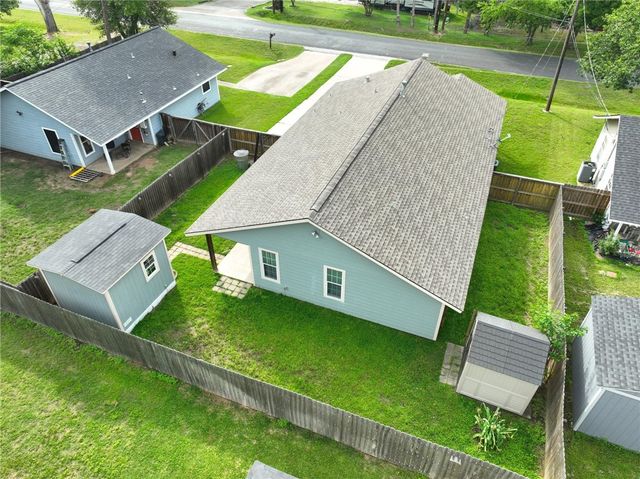 3000 Stevens Drive, Bryan, TX 77803