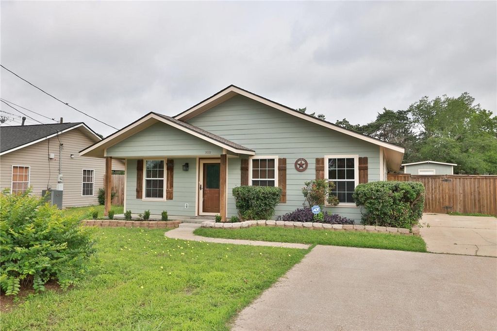 3000 Stevens Drive, Bryan, TX 77803