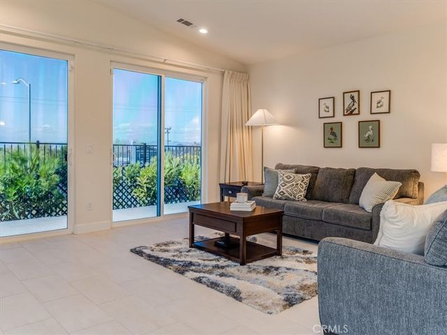 1179 Grand Meadow, Santa Maria, CA 93455
