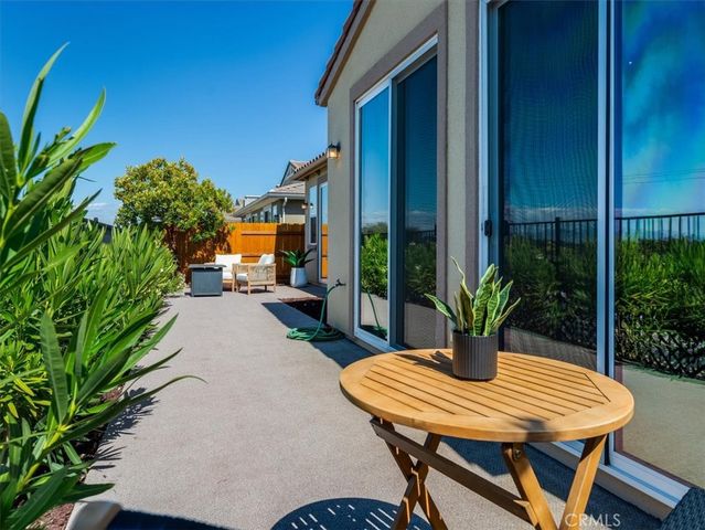 1179 Grand Meadow, Santa Maria, CA 93455