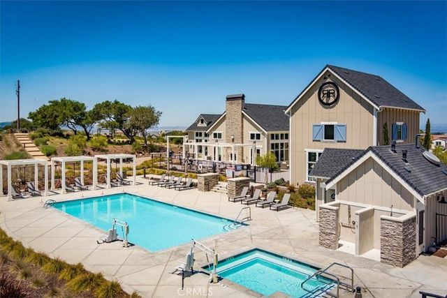 1179 Grand Meadow, Santa Maria, CA 93455