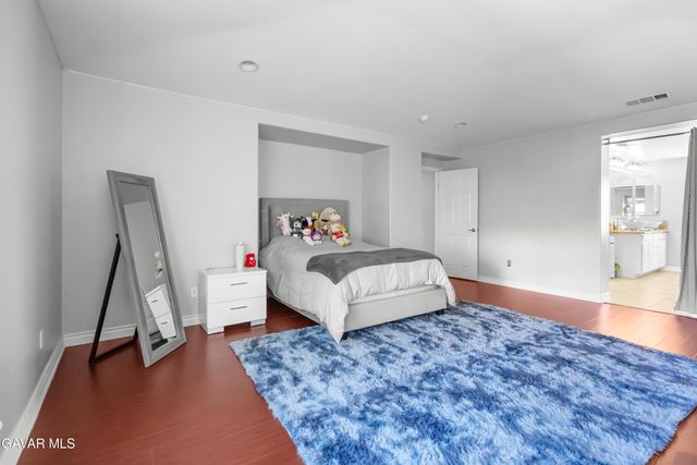 38565 Lion Way, Palmdale, CA 93551