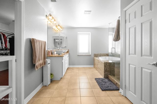 38565 Lion Way, Palmdale, CA 93551