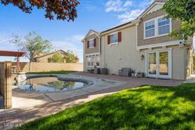 38565 Lion Way, Palmdale, CA 93551