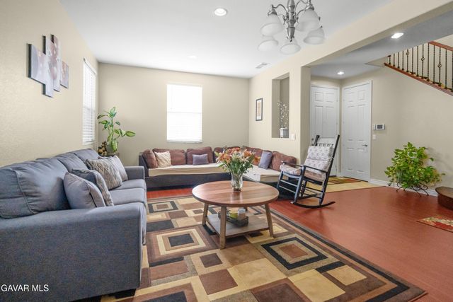 38565 Lion Way, Palmdale, CA 93551