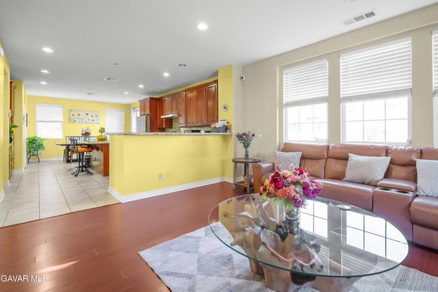 38565 Lion Way, Palmdale, CA 93551