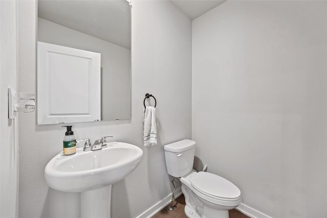 7000 Harlan Eddy Drive SW, Cedar Rapids, IA 52404