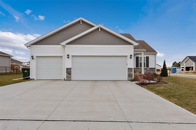 7000 Harlan Eddy Drive SW, Cedar Rapids, IA 52404