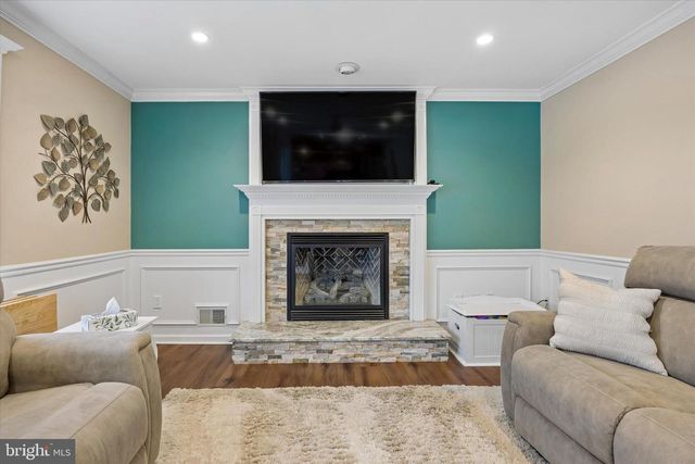 244 SUNSET AVE, Hightstown, NJ 08520