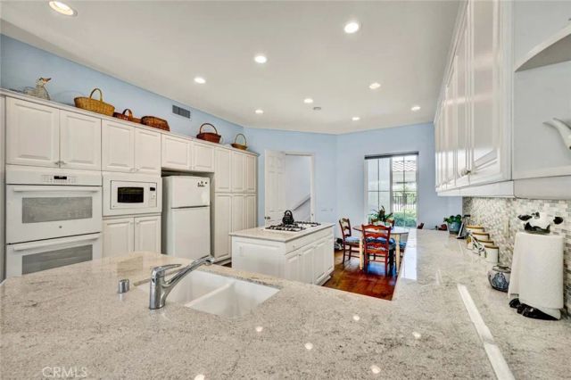 1426 Newporter Way, Newport Beach, CA 92660