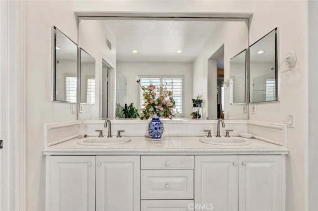 1426 Newporter Way, Newport Beach, CA 92660