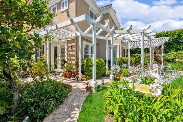 1426 Newporter Way, Newport Beach, CA 92660