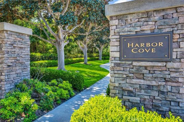 1426 Newporter Way, Newport Beach, CA 92660