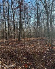 144 Hamlet Drive, Crossville, TN 38558