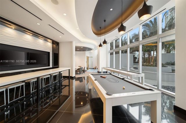 851 NE 1st Ave 3212, Miami, FL 33132