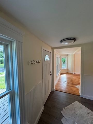 58 Lincoln Street, Greenfield, MA 01301