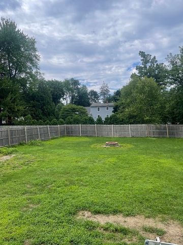 58 Lincoln Street, Greenfield, MA 01301
