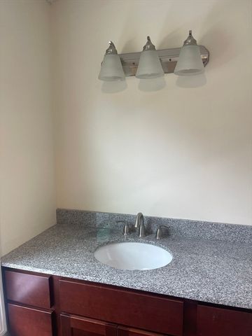 58 Lincoln Street, Greenfield, MA 01301