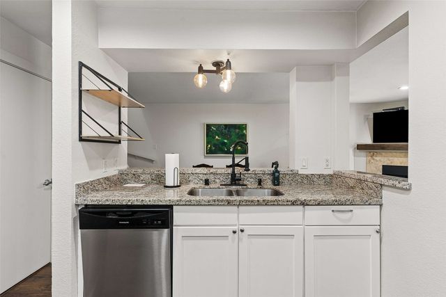 4777 Cedar Springs Road 5P, Dallas, TX 75219