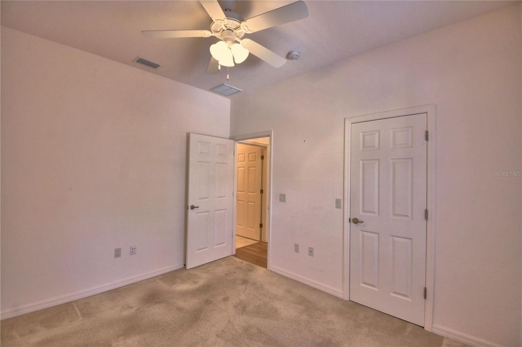 Image 19 of property listing at 1507 VIENNA SQUARE DRIVE, Winter Haven, FL 33884